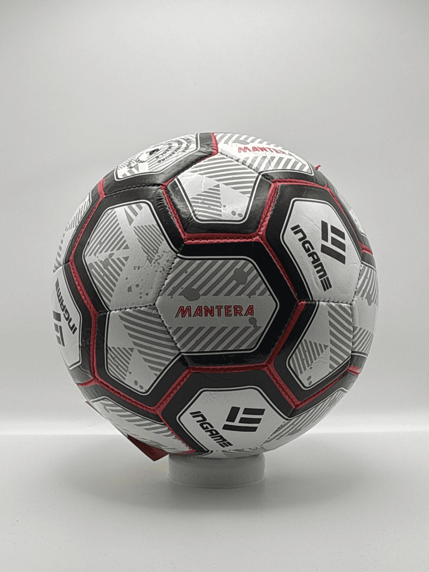 Мяч футбольный INGAME Mantera, №5 красный